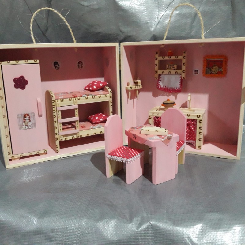 artesanato em madeira do vô Jorge: móveis da Barbie
